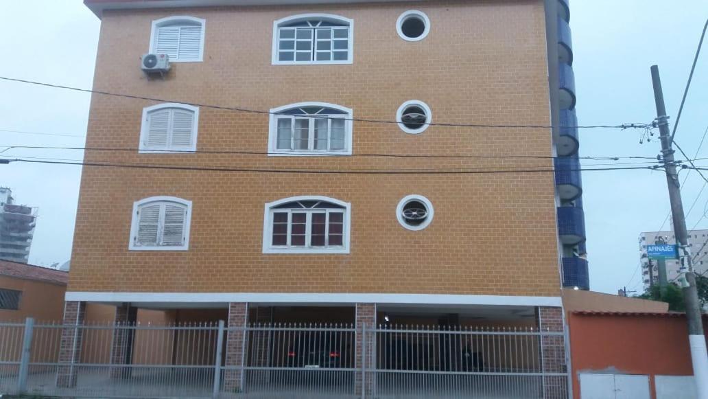Apartamento Praia Grande Com Wifi E Tv A Cabo Apartment Ngoại thất bức ảnh